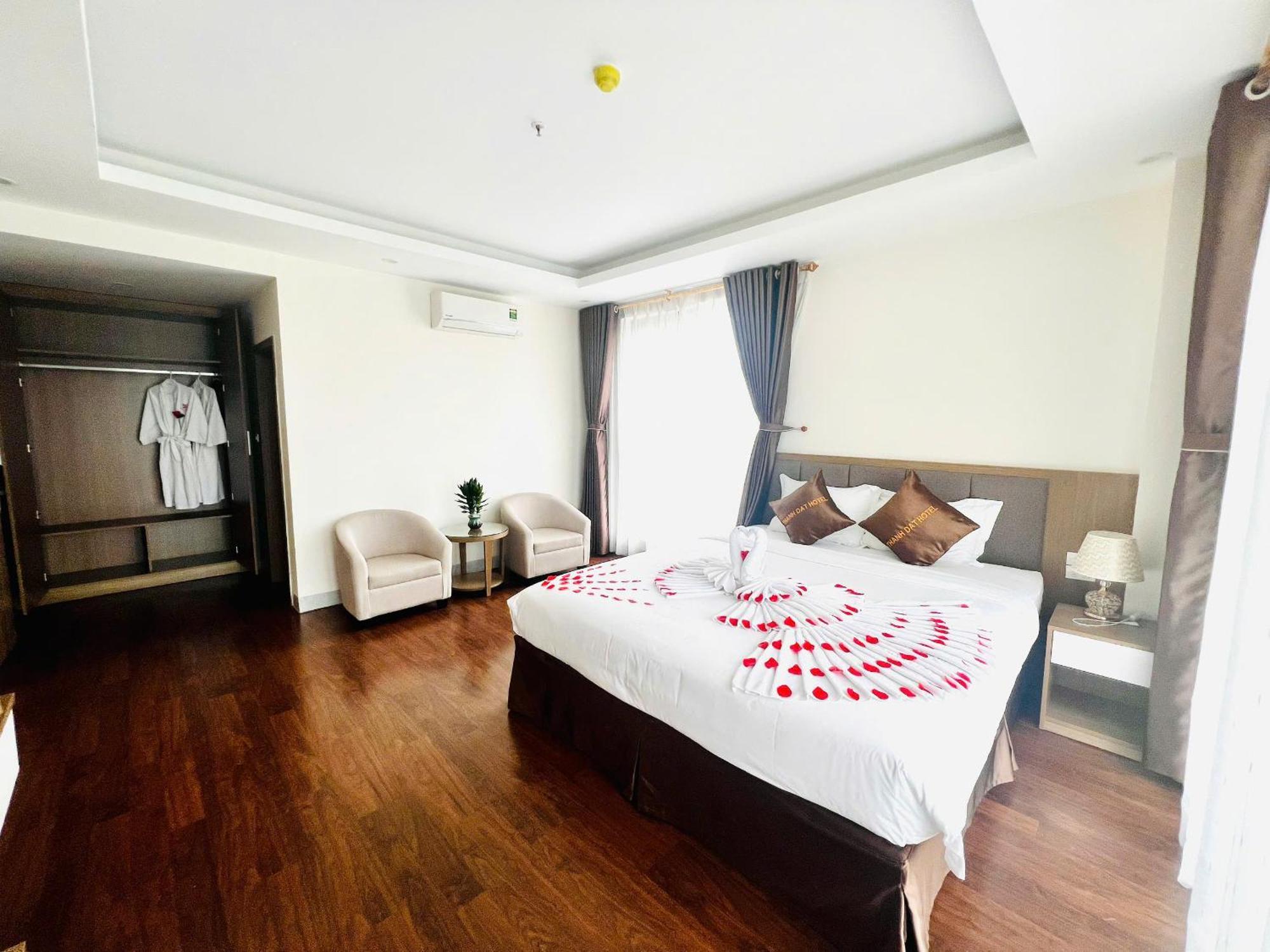 Thanh Dat Hotel Ninh Lao Exterior foto
